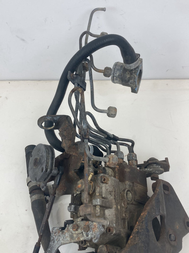 1980 Volvo 244 - Injector Pump PN: 0460406009 072130107 C