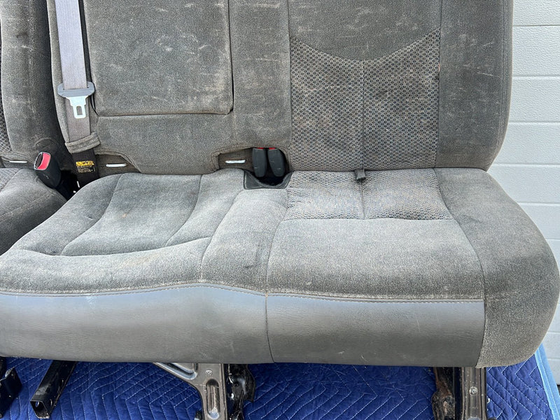 2003-2007 Chevy Silverado GMC Sierra Split Bench Rear Seat Gray Cloth OE #5509EM