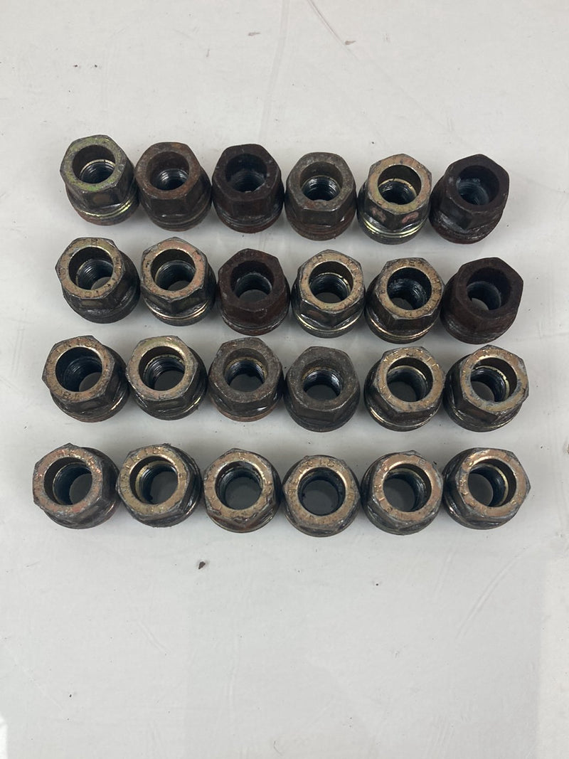 1996 Chevrolet Silverado GMT800 - Lug Nuts