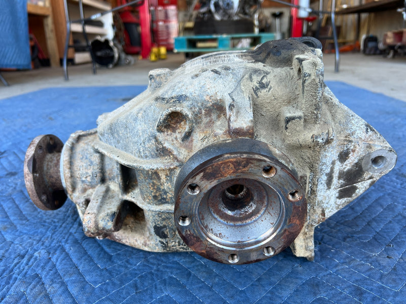 2000-2005 BMW 330xi 325xi E46 Rear Differential 3.23 Manual Trans OEM #4842EM