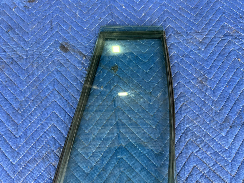 1989-1995 Volvo 740 940 Sedan Passenger RH Rear Quarter Window Glass OEM #3858EM