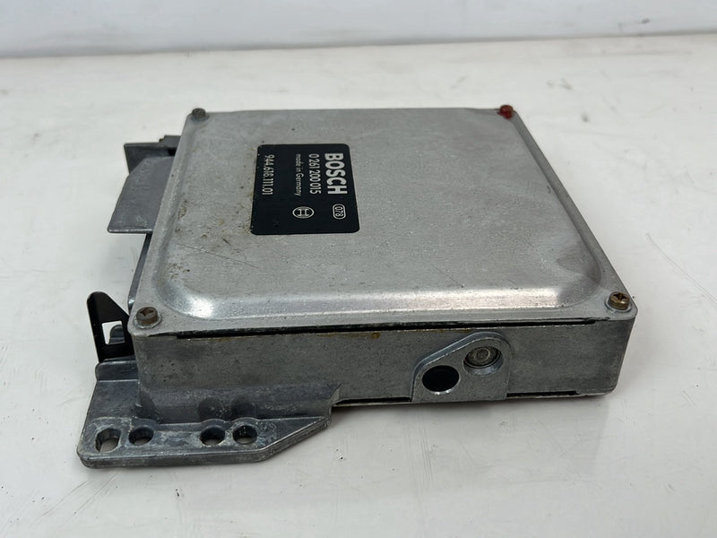 1983-1985 Porsche 944 Bosch Engine Control Module ECU 94461811101 OEM #5670EM