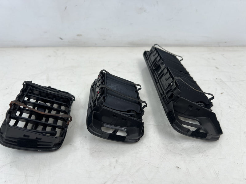 1998-2000 Volvo S70 V70 XC Right Left Dash HVAC AC Heat Air Vent Set OEM #6862EM