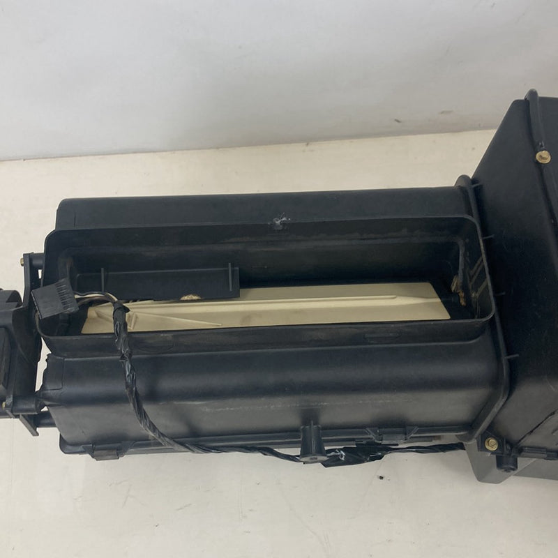 1995-1998 Chevrolet Silverado 2500 GMT400 HVAC Box AC Heat Core Air OEM