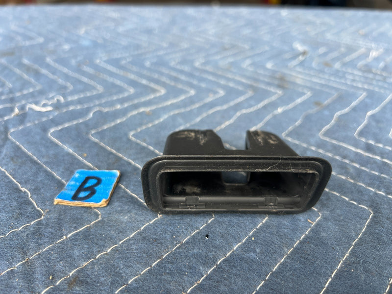 2005-2011 Audi A6 Rear Trunk Latch Lock Cover Trim 4E0827520B OEM #3385EM