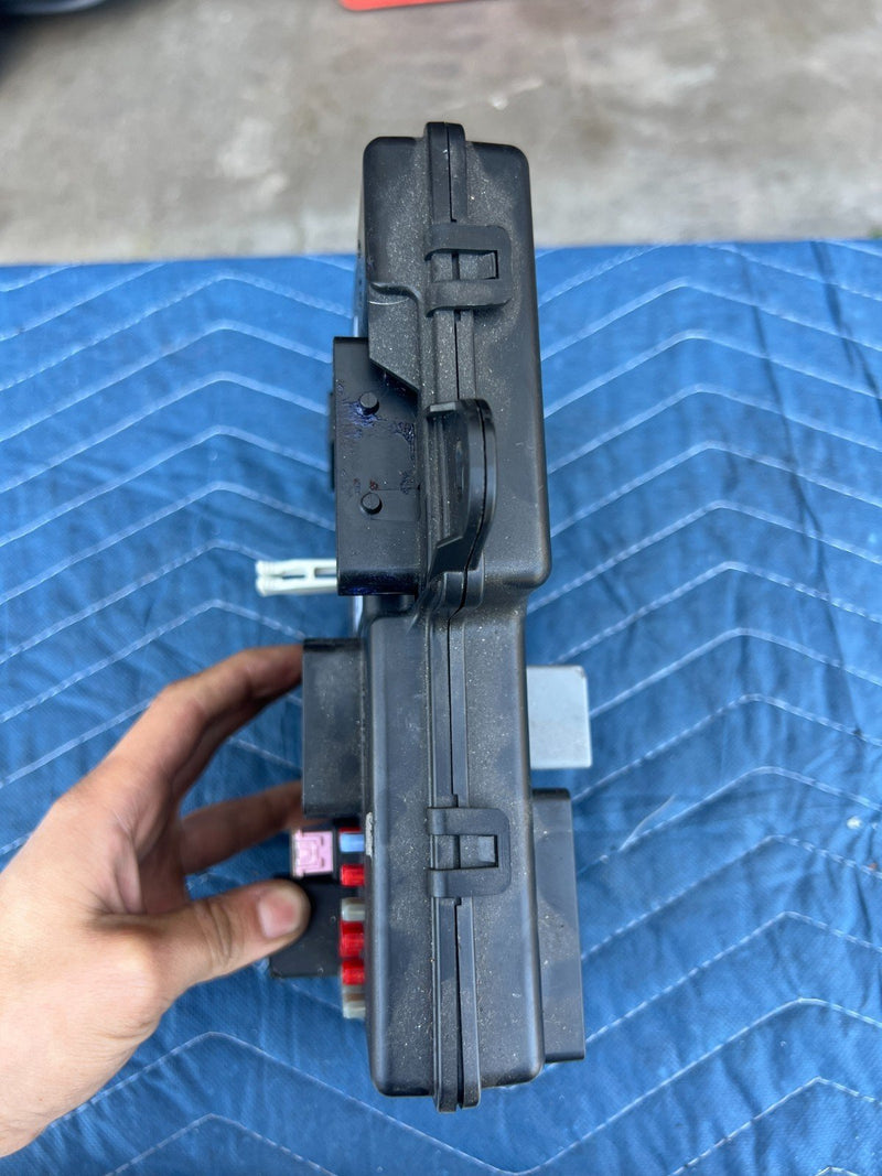 2008-2010 Pontiac G6 Body Control Module BCM 25885305 OEM #26DU