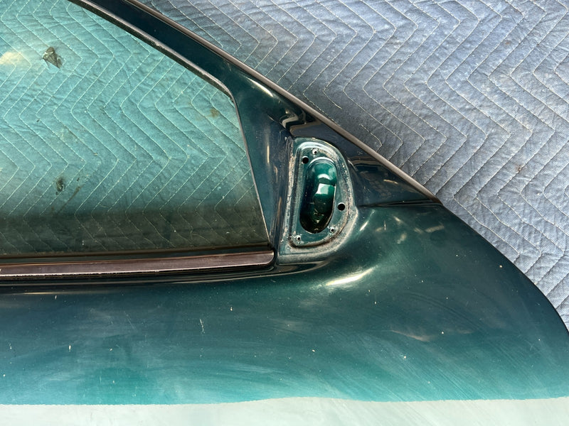 1998-2003 Mercedes W210 E320 Front Passenger Right Door Assembly OEM #4729EM