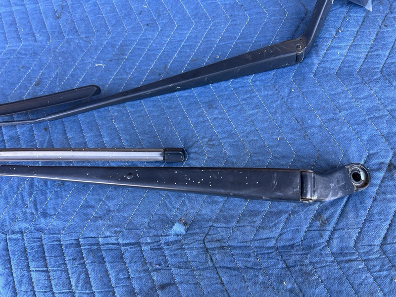 2003-2008 Toyota Corolla Wiper Arm Pair Left & Right Front Windshield OEM #5013E