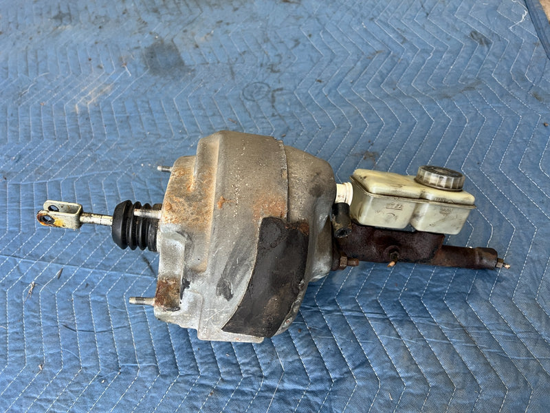 1986-1993 Volvo 240 244 245 Brake Booster & Master Cylinder Assembly OEM #4470EM