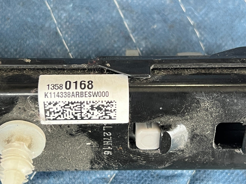 2012-2015 Chevy Cruze Front Seat Belt Adjuster Guide Slider 13580168 OEM #2202CN