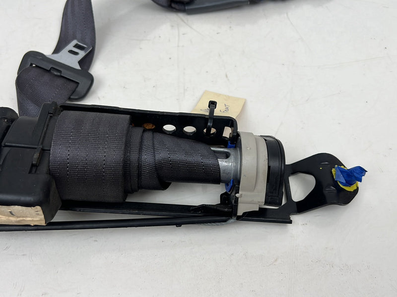 2004-2007 Volvo S60R V70R Front Passenger Right Seat Belt Retractor OEM #5729EM