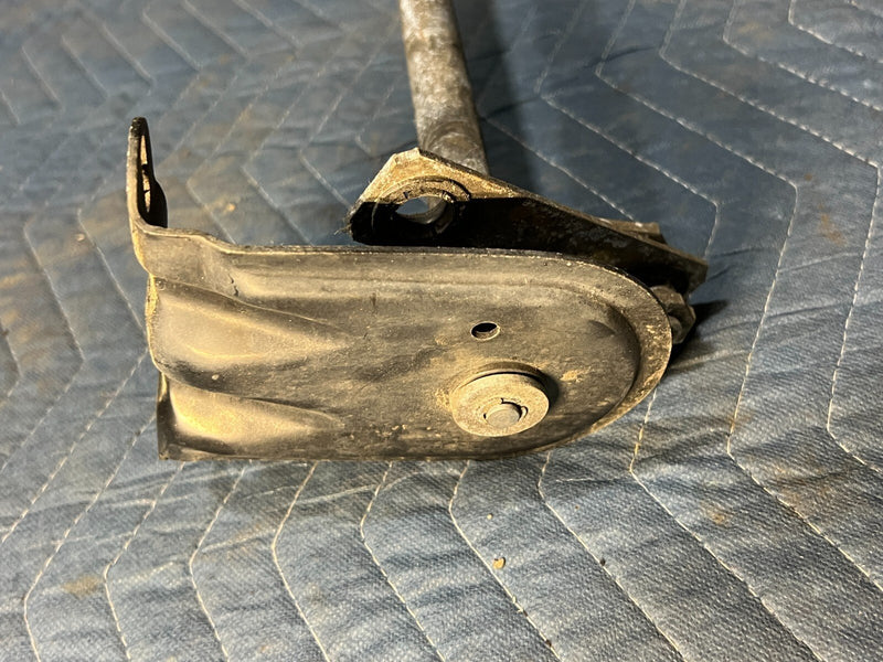 1983-1985 Porsche 944 Front Pop Up Headlight Linkage Bar w/ Motor OEM #2497EM
