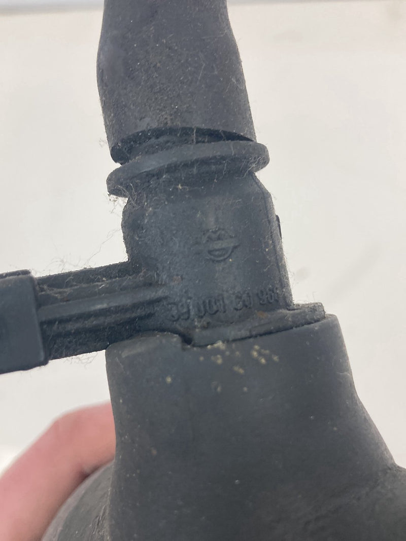 1992 Volvo 940 944 - Intercooler Pipe PN: 3900160966