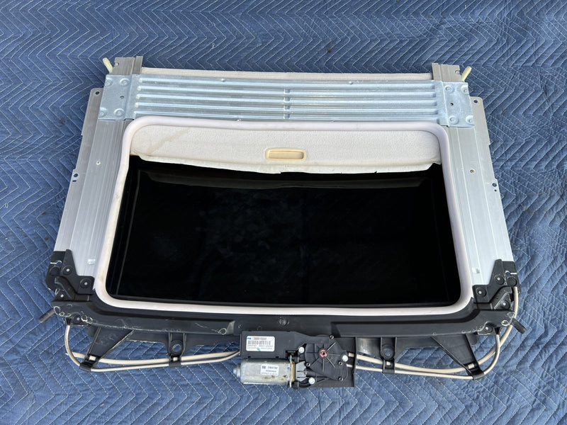 2006-2012 Mitsubishi Eclipse III Sunroof Assembly Cassette 30001900E OEM #5007M