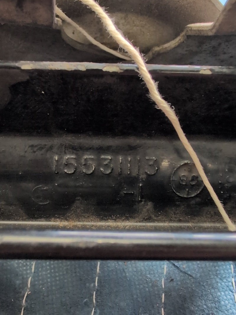 1988-2000 Chevrolet K1500 - Tailgate Handle