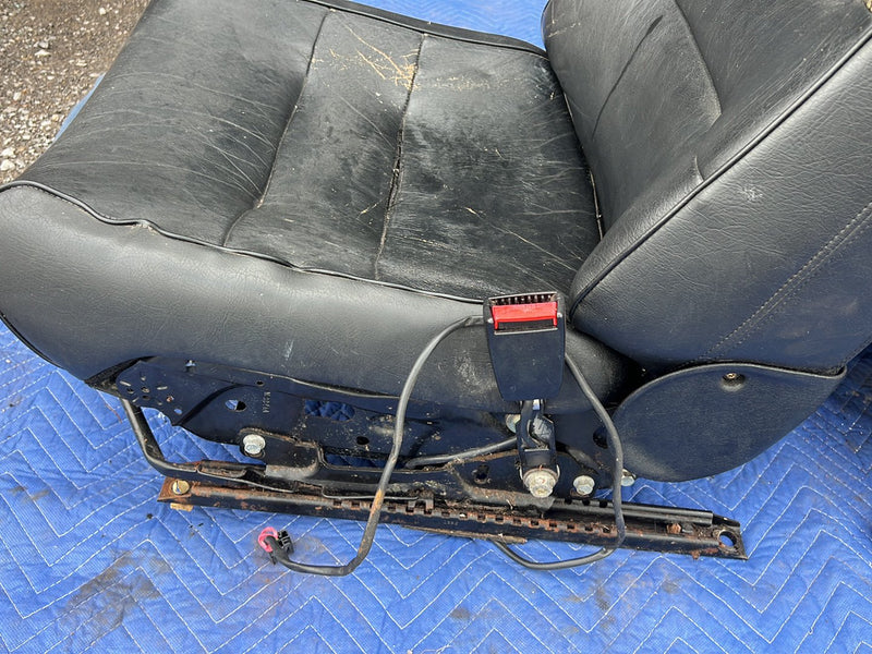 1990-1992 Volvo 740 745 940 Front Left Right Seat Pair Black Leather OEM #5998EM
