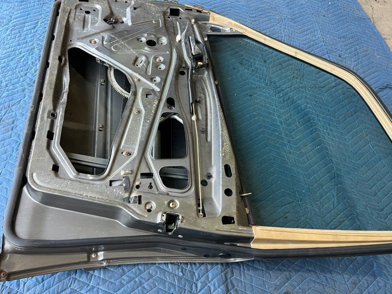 1986-1995 Mercedes 300D W124 Gray Front Passenger Right Door Assembly OEM#2585EM