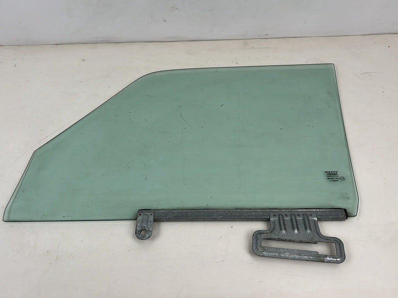 1986-1993 Volvo 240 244 Front Passenger Right Window Glass 43R-001105 OEM #5581EM