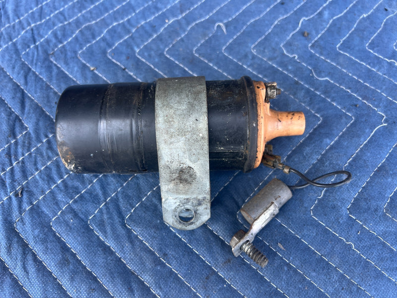 1967-1974 Volvo 140 142 144 145 Bosch Engine Ignition Coil 0221102054 OE #4925EM