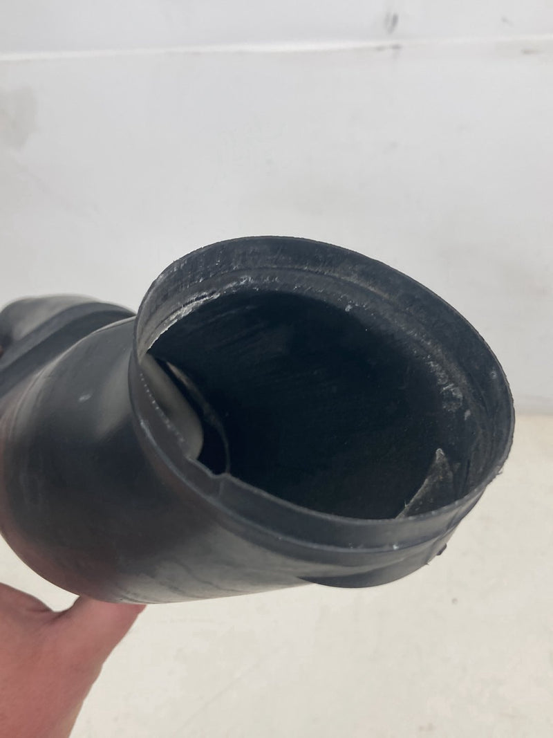 1998-2000 Volvo V70 Air Intake Tube Duct 09447101 OEM #5192M