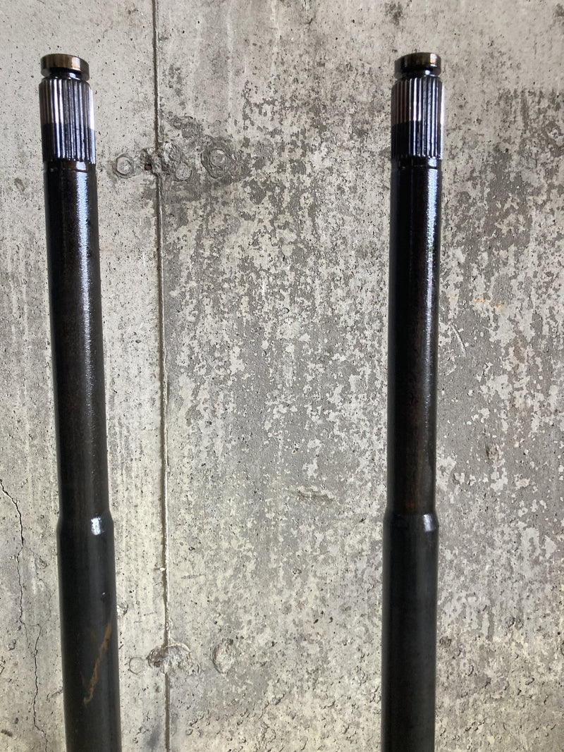 1995-1998 Chevrolet Silverado 2500 GMT400 - 30 Spline 4:10 Axle Shaft Pair Rear