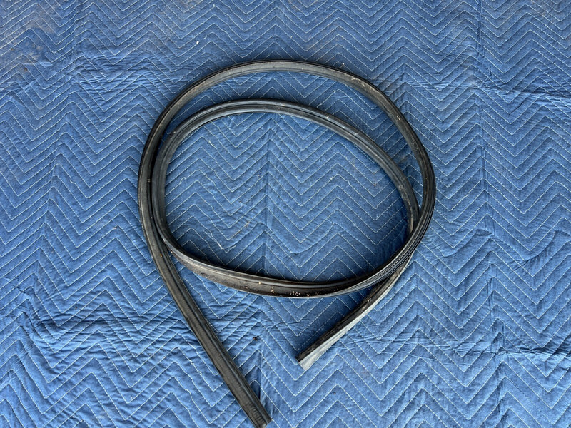 2010-2013 Suzuki SX4 Hatchback Rear Hatch Seal Gasket Weatherstripping OE#1346CN
