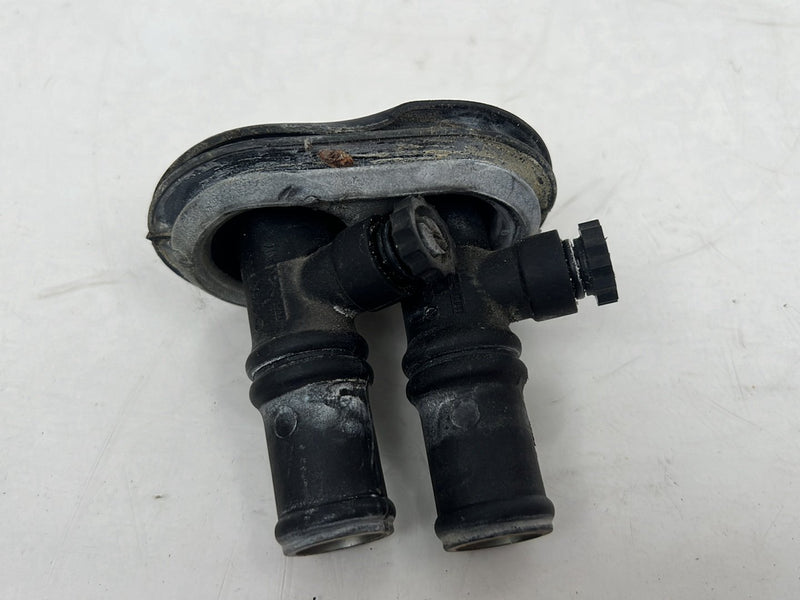 1996-2003 Audi S8 D2 A8 Coolant Release Valve Grommet Seal Rubber OEM #6541EM