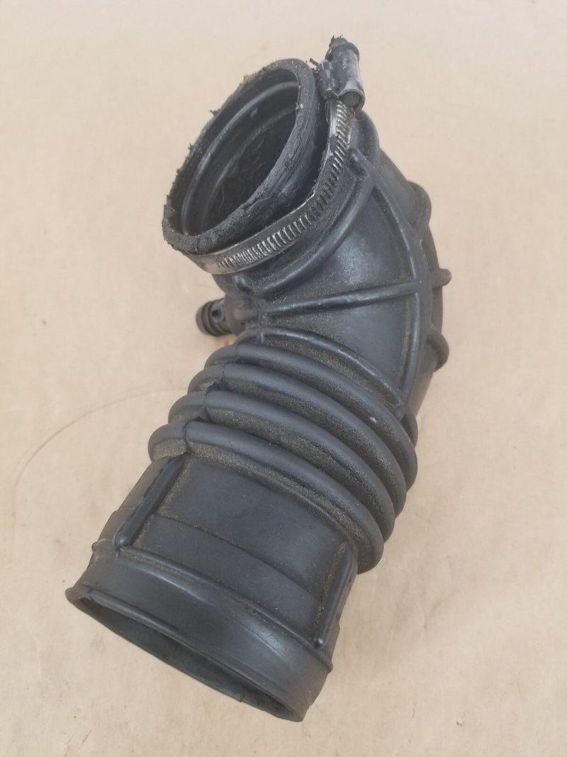 1984-93 BMW E30 318i 325i Air Intake Filter Tube Duct Hose 1278947 OEM #CN570
