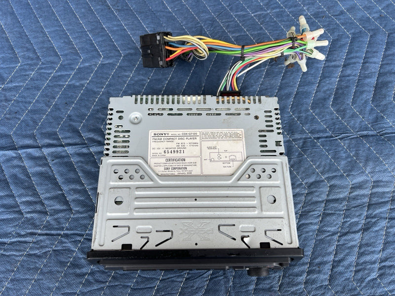 Sony CDX-GT120 Radio Head Unit CD Player w/Wiring For 93-00 Volvo 850 V70 #4569E