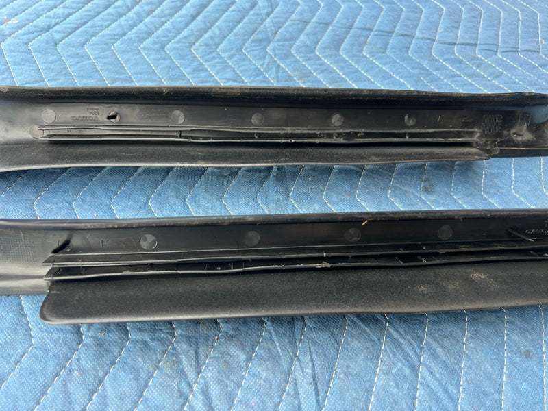 1986-1993 Volvo 240 244 245 Rear LH & RH Door Sill Scuff Plate Trim OEM #4069EM