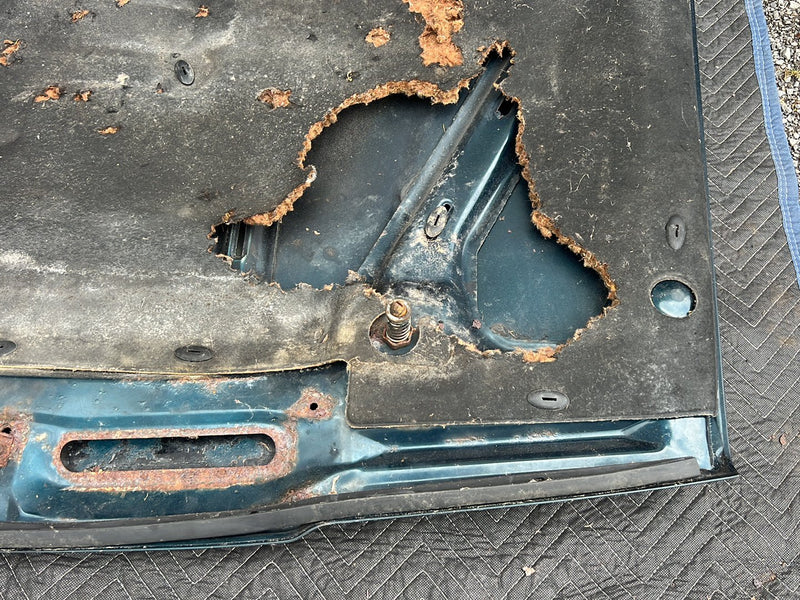 1990-1992 Volvo 740 745 940 Front Engine Bonnet Hood Panel Blue Green OE #6003EM