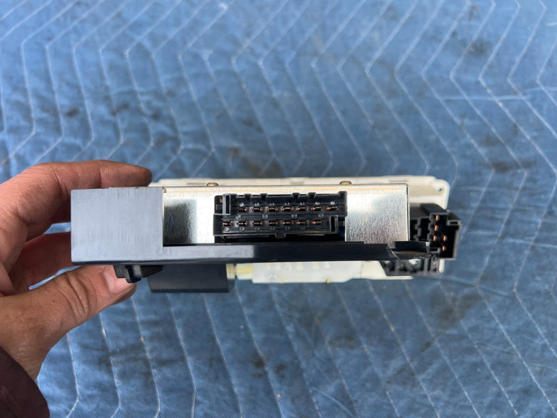 1989-1995 Volvo 740 940 HVAC AC Heat Climate Control Switch Assembly OEM #3730EM