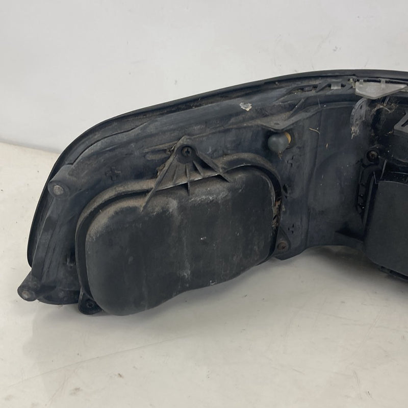 2002-2005 Lincoln Town Car Signature Headlight Assembly Left OEM #5144M