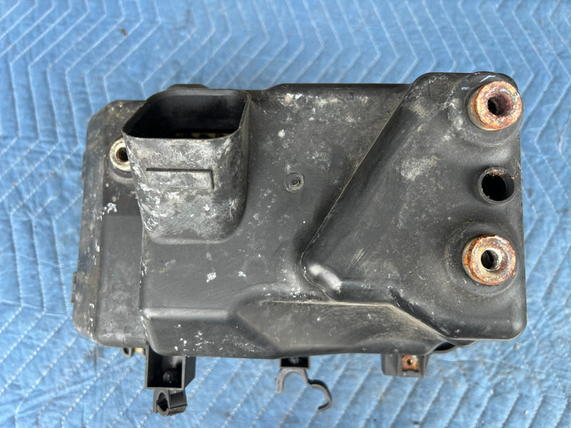 2002-2006 Toyota Camry Air Intake Filter Cleaner Box Housing Assembly OE #5001EM
