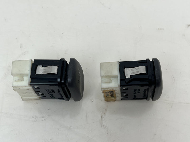 1998-2000 Volvo S70 V70 XC Heated Seat Button Switch Pair 9162939 OEM #6871EM