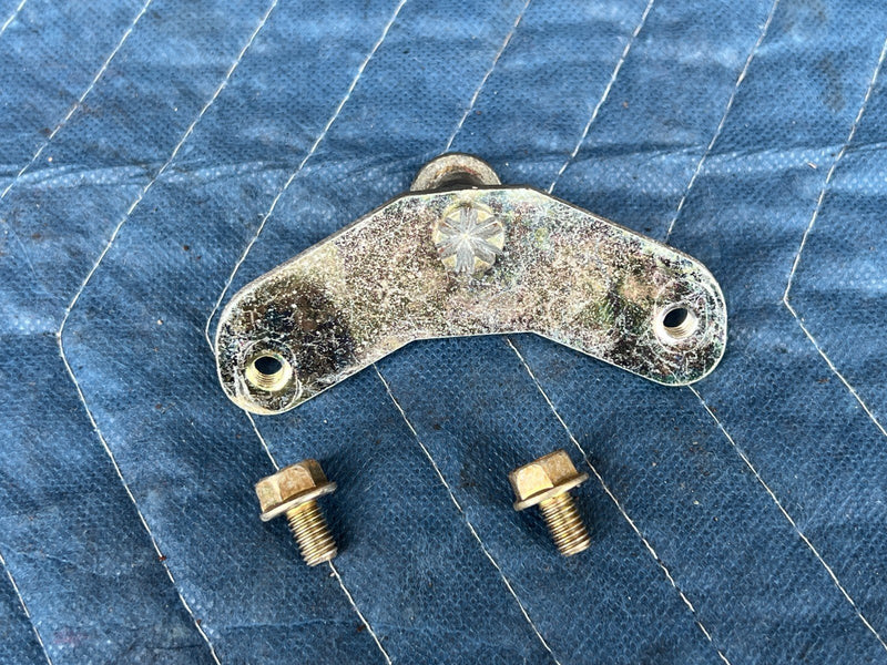 1989-1995 Volvo 740 940 Sedan Rear Trunk Latch Catch Plate w/ Bolts OEM #3797EM