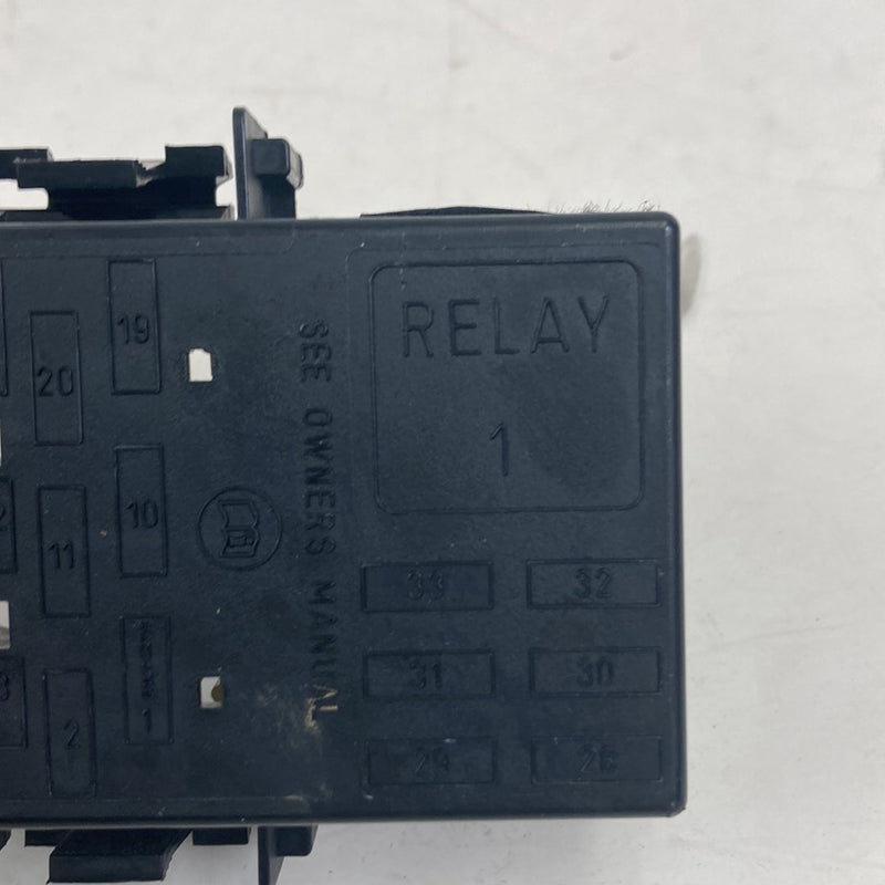 2002-2005 Lincoln Town Car Signature Fuse Box Cover Relay OEM #5145M