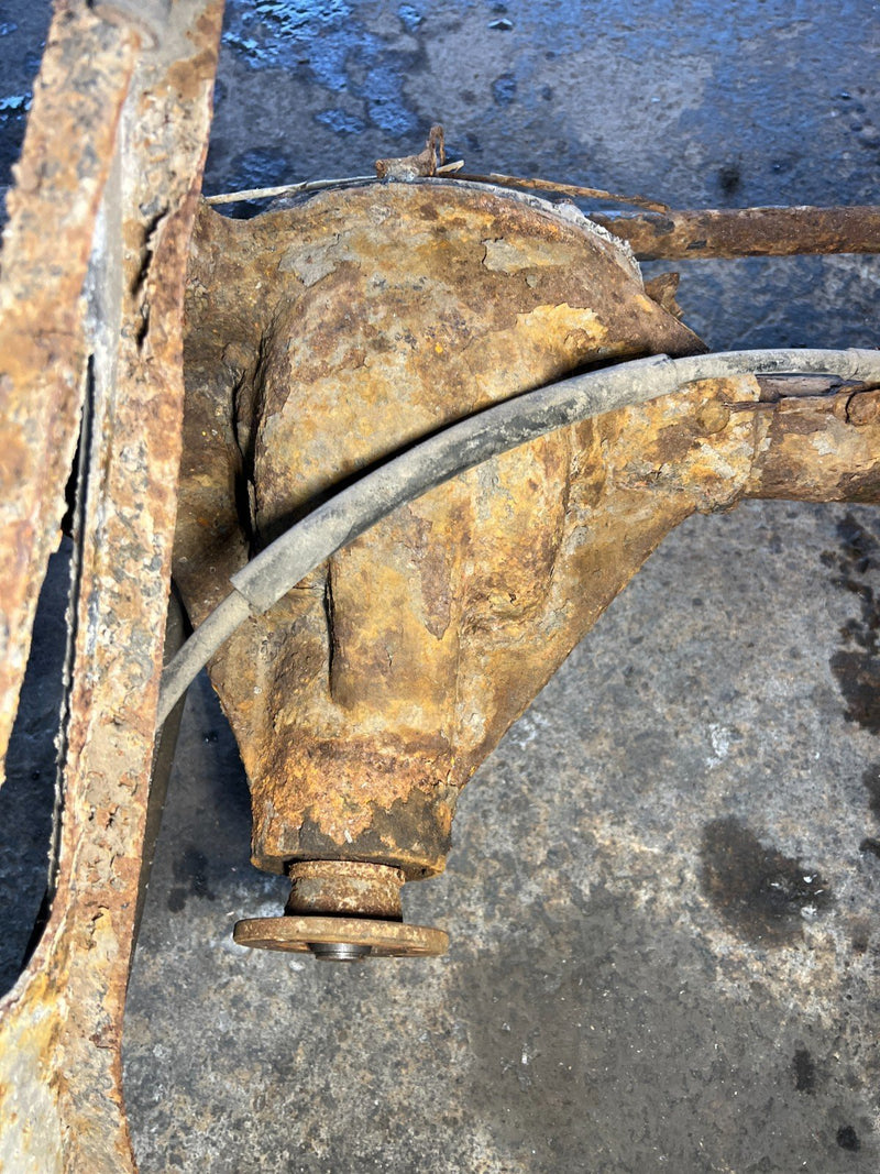 1992-1995 Volvo 940 740 Complete Rear Axle Differential Assembly OEM #3300EM