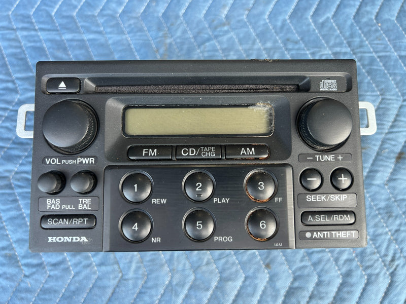 1998-2002 Honda Accord Radio Headunit CD AM FM 39100-S84-A210 OEM #1936CN