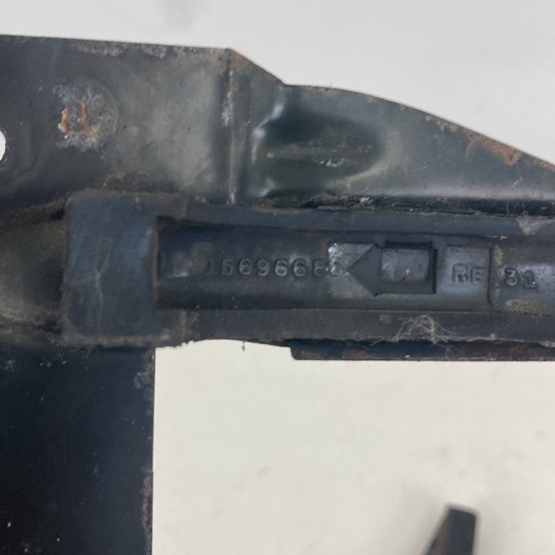 1995-1998 Chevrolet Silverado 2500 GMT400 Radiator Support Bracket OEM