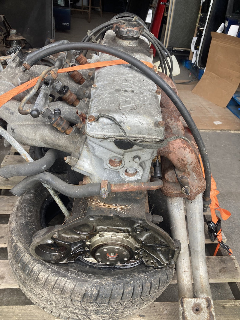 1981-1985 Volvo 240 245 4 Cyl B21F Engine Assembly 1000160 OEM