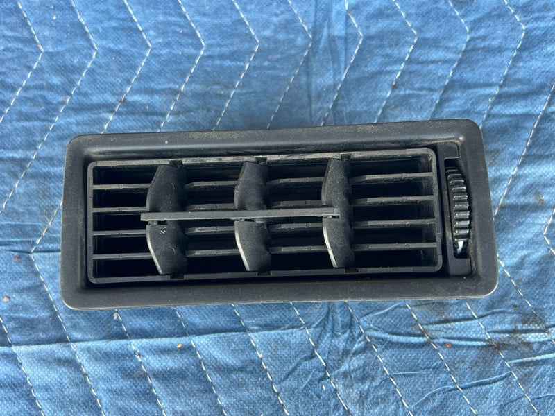 1992-1995 Volvo 940 740 Dash LH RH Center HVAC Heat AC Vent Set of 3 OEM #3229EM