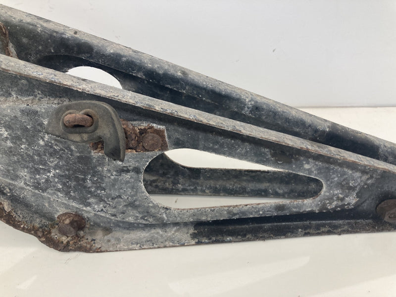 1992 Volvo 940 944 - Axle PN: 1229870 1229871