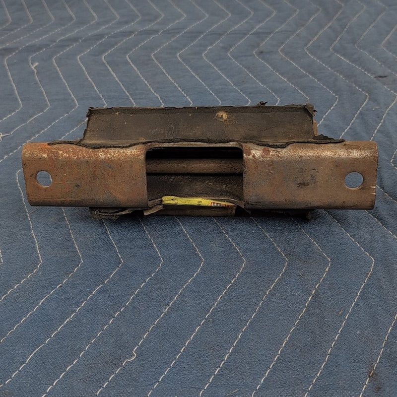 1988 Chevrolet Silverado 1500 - Automatic Transmission Mount Bracket PN: 14049626