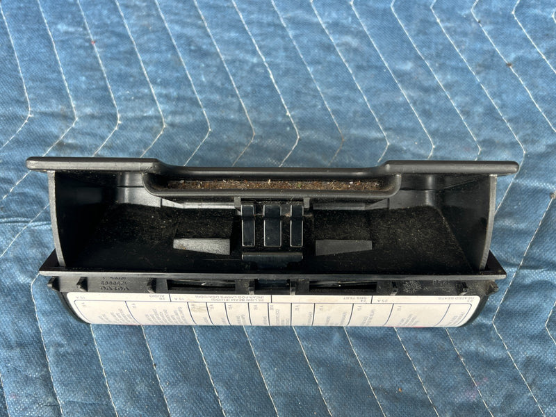1989-1995 Volvo 740 940 Center Dash Fuse Box Cover Storage 1258895 OEM #3760EM