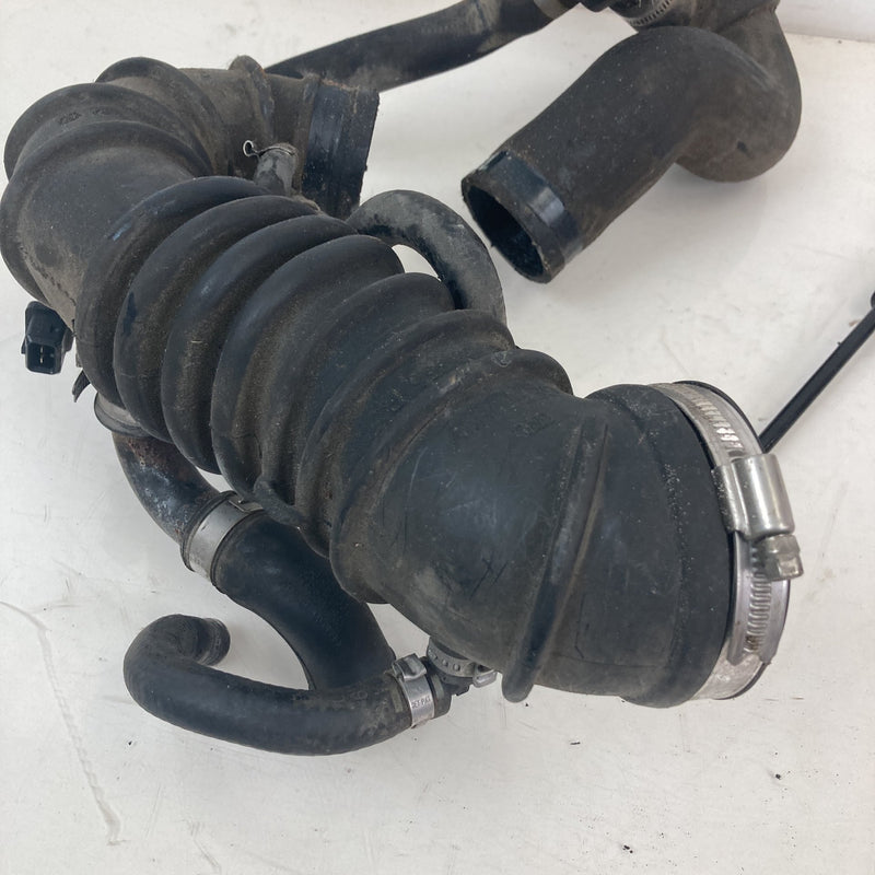 2001-2005 Volkswagen Passat Air Intake Duct Tubes Turbo OEM#5550M