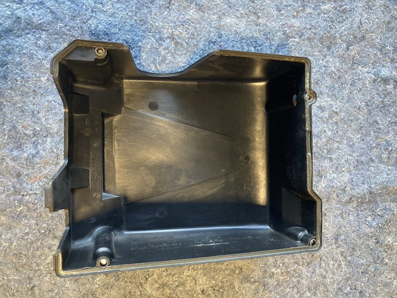 1986-1994 BMW 7 Series E32 ECU Cover Computer Panel 1747122 ï¿¼ OEM #1065M