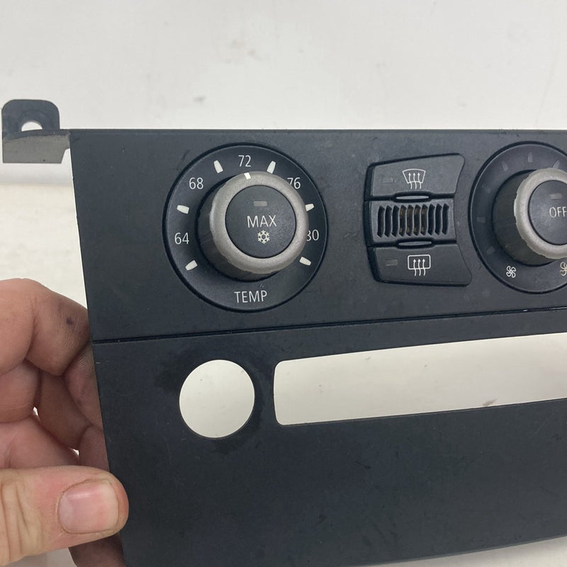 2003-2007 BMW 545i E60 HVAC Climate Control Assembly Switch 7063145 OEM #4932M