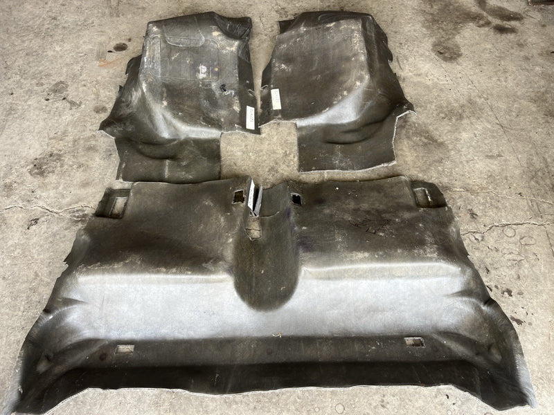 1989-1995 Volvo 740 940 Sedan Gray Molded Carpet Set Floor Cover OEM #5018E