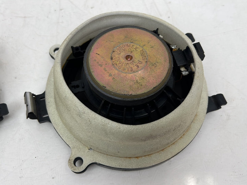 1995-1998 Chevrolet GMC C/K Left & Right Door Speaker Pair OEM